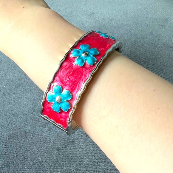 Silver Bracelet - Picture 2 of 6